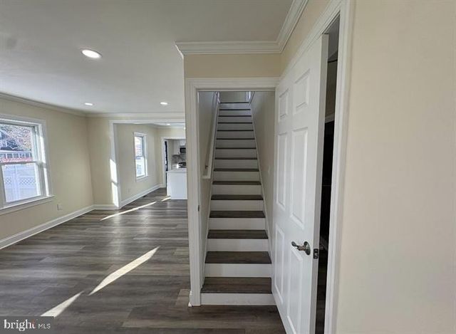 405 ELM AVE, Riverton, NJ 08077