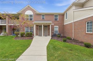 21950 Aberdeen Drive, Macomb Township, MI 48042