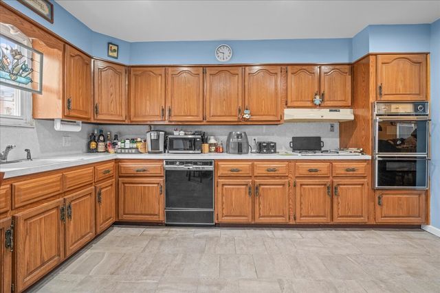 1934 RYDER Street, New York City, NY 11234