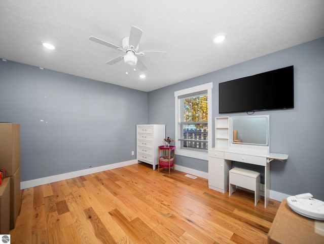 1215 Santo Street, Traverse City, MI 49686