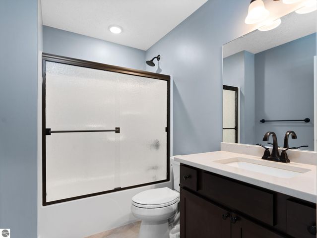 1215 Santo Street, Traverse City, MI 49686