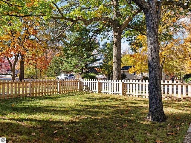 1215 Santo Street, Traverse City, MI 49686