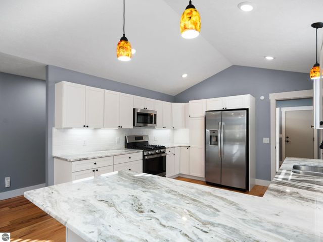 1215 Santo Street, Traverse City, MI 49686