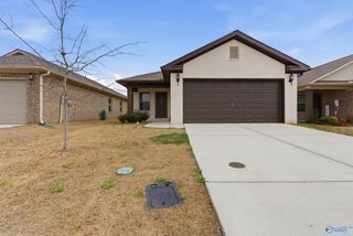 14886 Ravenel Drive, Harvest, AL 35749