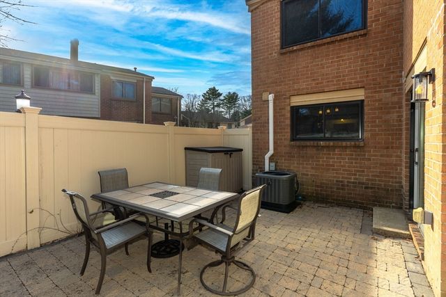 133 Greenbrook Drive 133, Stoughton, MA 02072