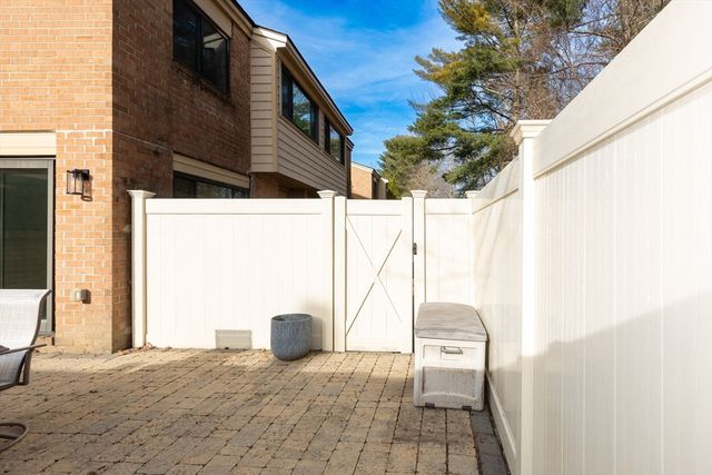 133 Greenbrook Drive 133, Stoughton, MA 02072