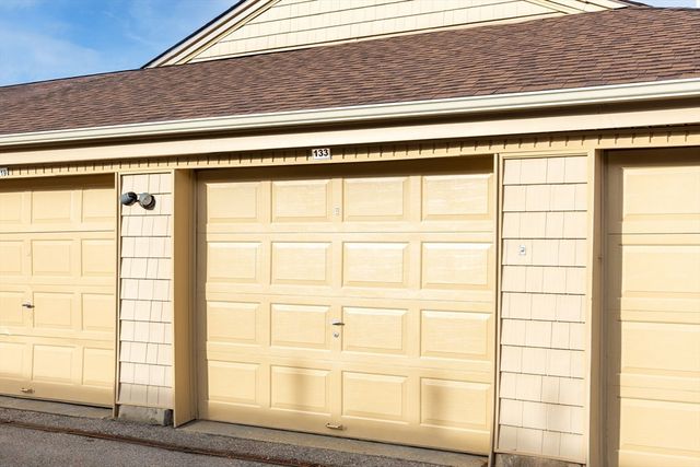 133 Greenbrook Drive 133, Stoughton, MA 02072