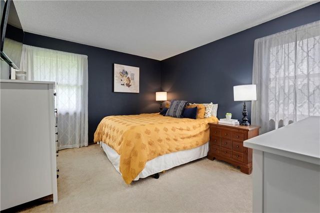 16305 W 125th Street, Olathe, KS 66062