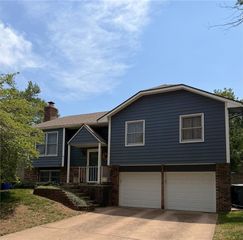 16305 W 125th Street, Olathe, KS 66062