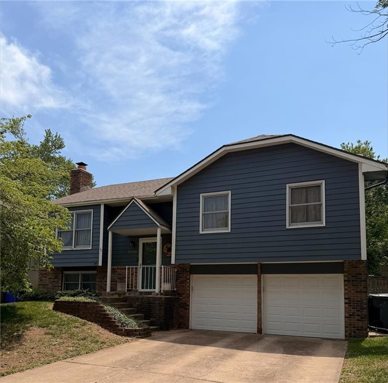 16305 W 125th Street, Olathe, KS 66062