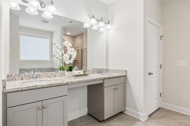 1237 Cressy Ln, Brentwood, TN 37027
