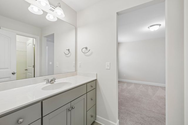 1237 Cressy Ln, Brentwood, TN 37027
