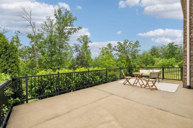 1237 Cressy Ln, Brentwood, TN 37027