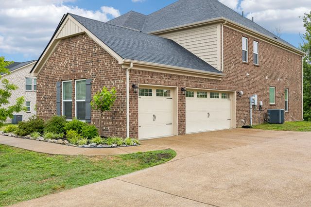 1237 Cressy Ln, Brentwood, TN 37027