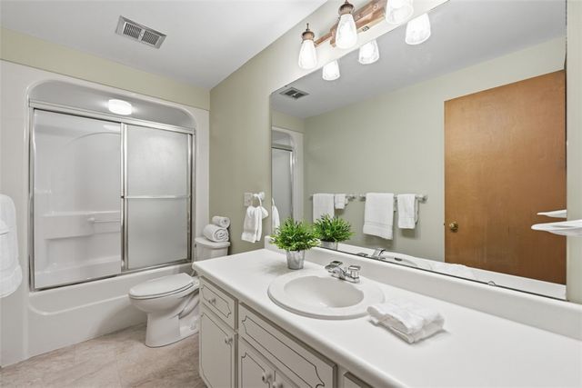 104 Saybrook Harbor, Bradford Woods, PA 15015