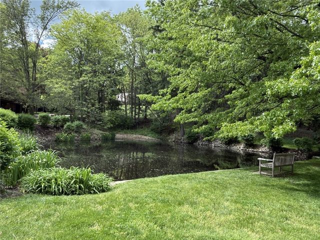 104 Saybrook Harbor, Bradford Woods, PA 15015