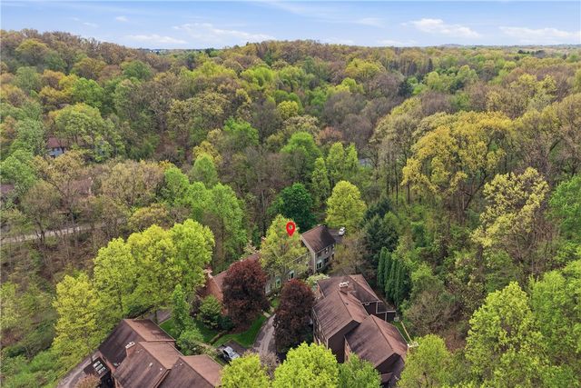 104 Saybrook Harbor, Bradford Woods, PA 15015