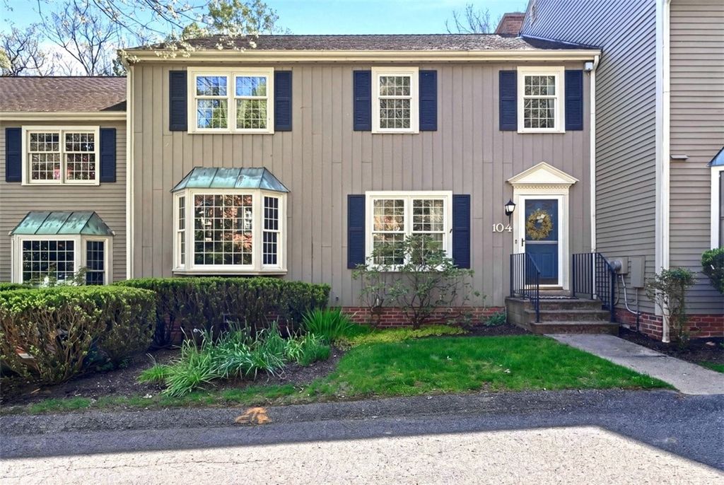 104 Saybrook Harbor, Bradford Woods, PA 15015