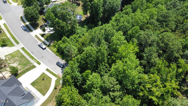 215 Bayberry Woods Drive, Garner, NC 27529