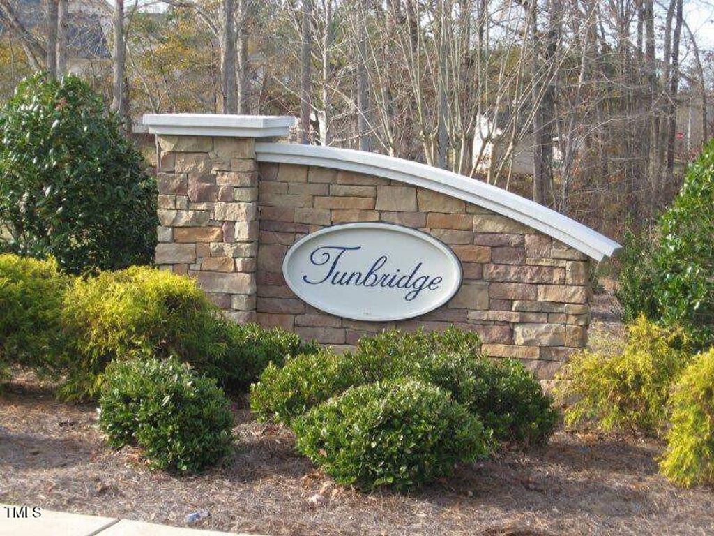 215 Bayberry Woods Drive, Garner, NC 27529