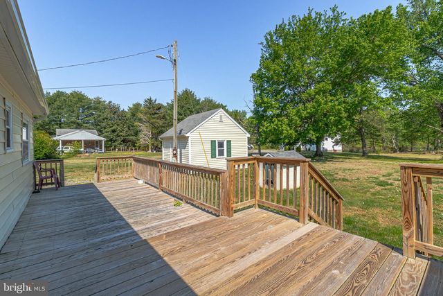 529 TAYLORS BEACH RD, Reedville, VA 22539
