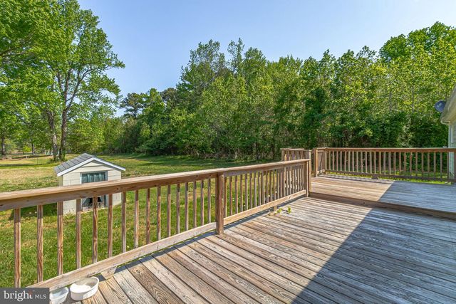 529 TAYLORS BEACH RD, Reedville, VA 22539