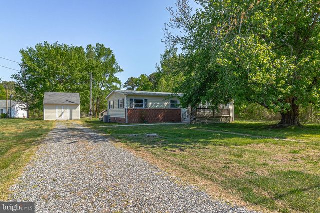 529 TAYLORS BEACH RD, Reedville, VA 22539