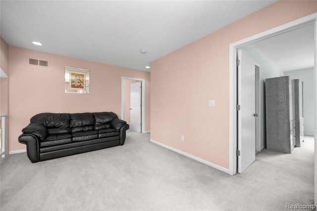 4830 Homestead Drive, Sterling Heights, MI 48314
