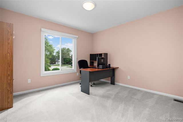 4830 Homestead Drive, Sterling Heights, MI 48314