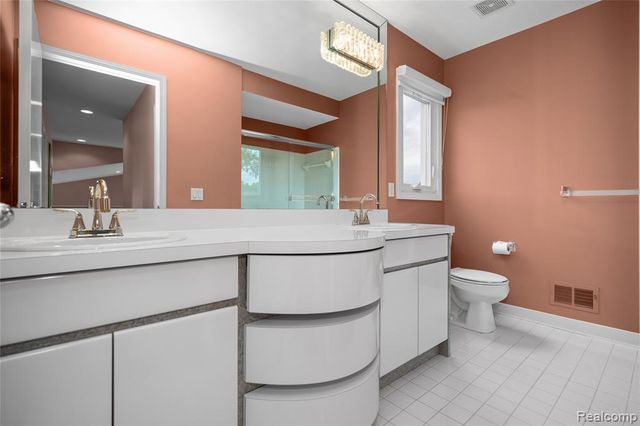 4830 Homestead Drive, Sterling Heights, MI 48314