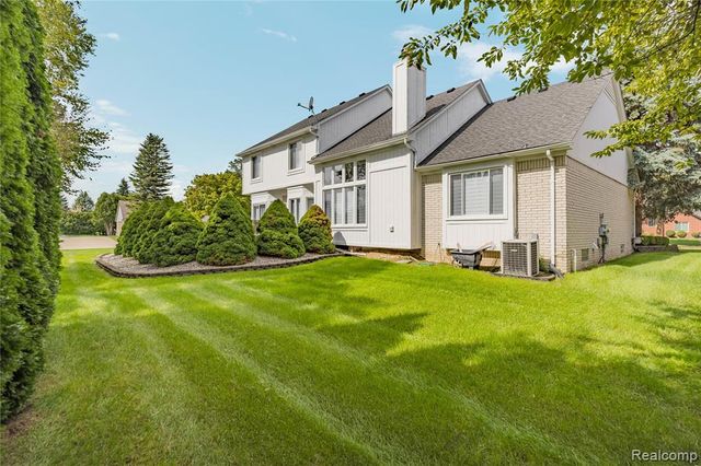 4830 Homestead Drive, Sterling Heights, MI 48314