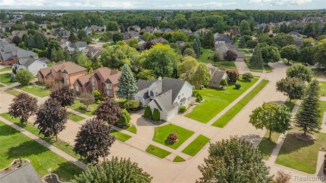 4830 Homestead Drive, Sterling Heights, MI 48314