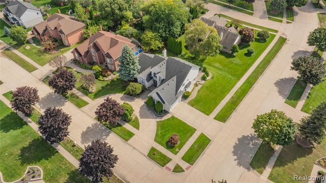4830 Homestead Drive, Sterling Heights, MI 48314