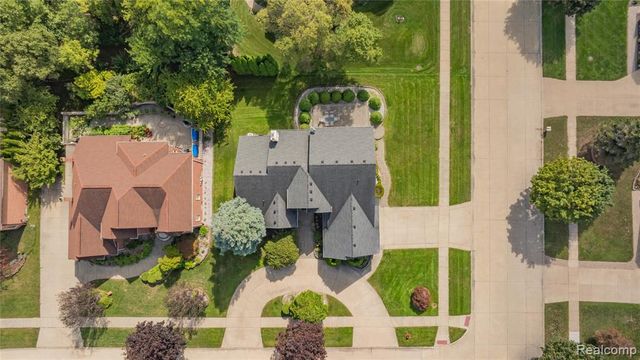 4830 Homestead Drive, Sterling Heights, MI 48314