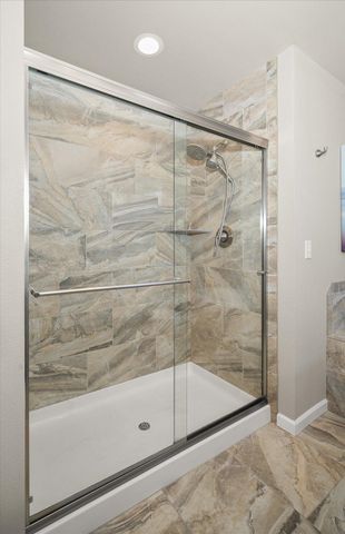 5433 S Ravencrest Dr, Spokane, WA 99224