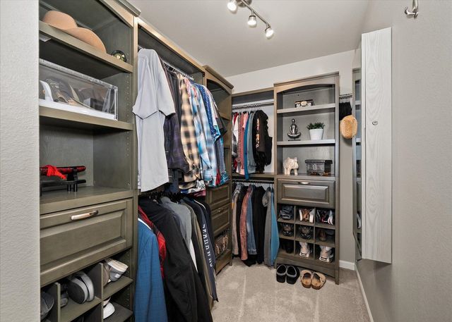 5433 S Ravencrest Dr, Spokane, WA 99224