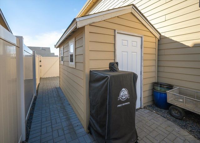 5433 S Ravencrest Dr, Spokane, WA 99224