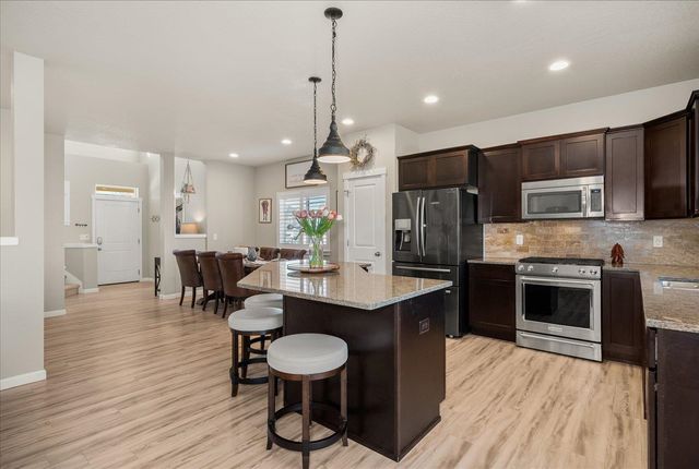 5433 S Ravencrest Dr, Spokane, WA 99224