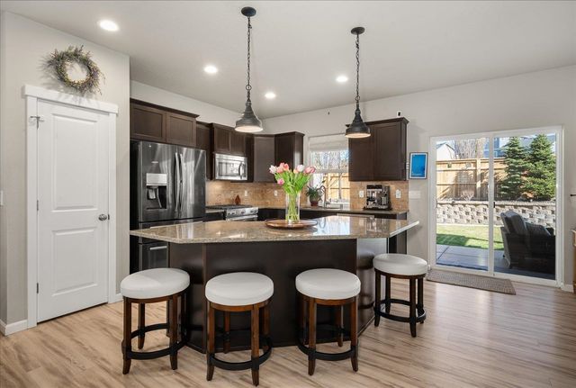 5433 S Ravencrest Dr, Spokane, WA 99224