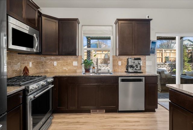 5433 S Ravencrest Dr, Spokane, WA 99224