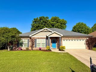 118 Brattleboro Court, Dothan, AL 36301