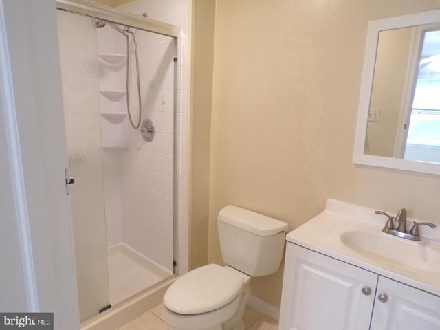 2853 FAIRMONT ST, Falls Church, VA 22042