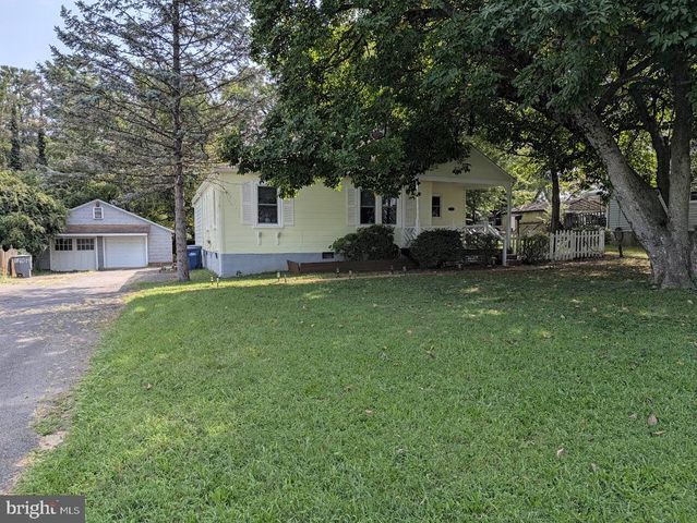 2853 FAIRMONT ST, Falls Church, VA 22042