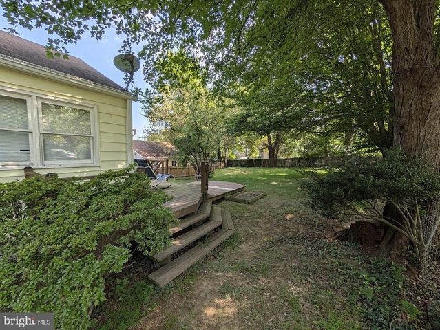2853 FAIRMONT ST, Falls Church, VA 22042