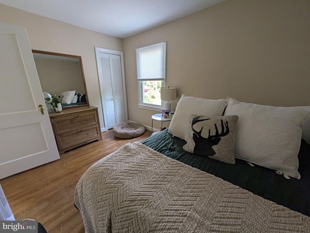2853 FAIRMONT ST, Falls Church, VA 22042