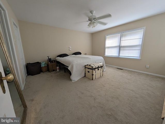 2853 FAIRMONT ST, Falls Church, VA 22042