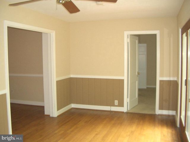 2853 FAIRMONT ST, Falls Church, VA 22042
