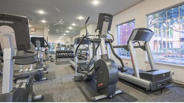 2400 Mccue Road 452, Houston, TX 77056