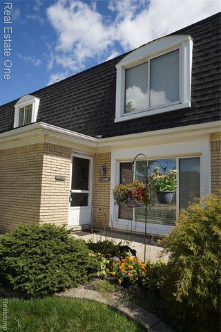 29612 City Center Drive 1, Warren, MI 48093