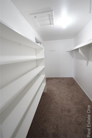 29612 City Center Drive 1, Warren, MI 48093